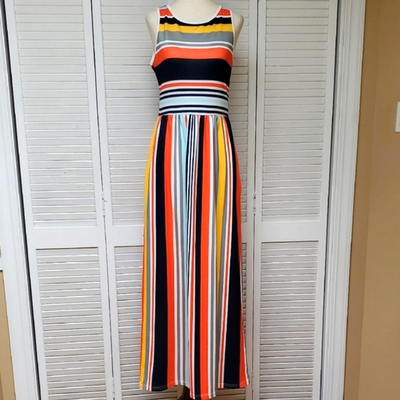 Hount Dresses & Skirts - Hount Multi - Color Stripe Scoop Neck Sleeveless Maxi Sundress Size S